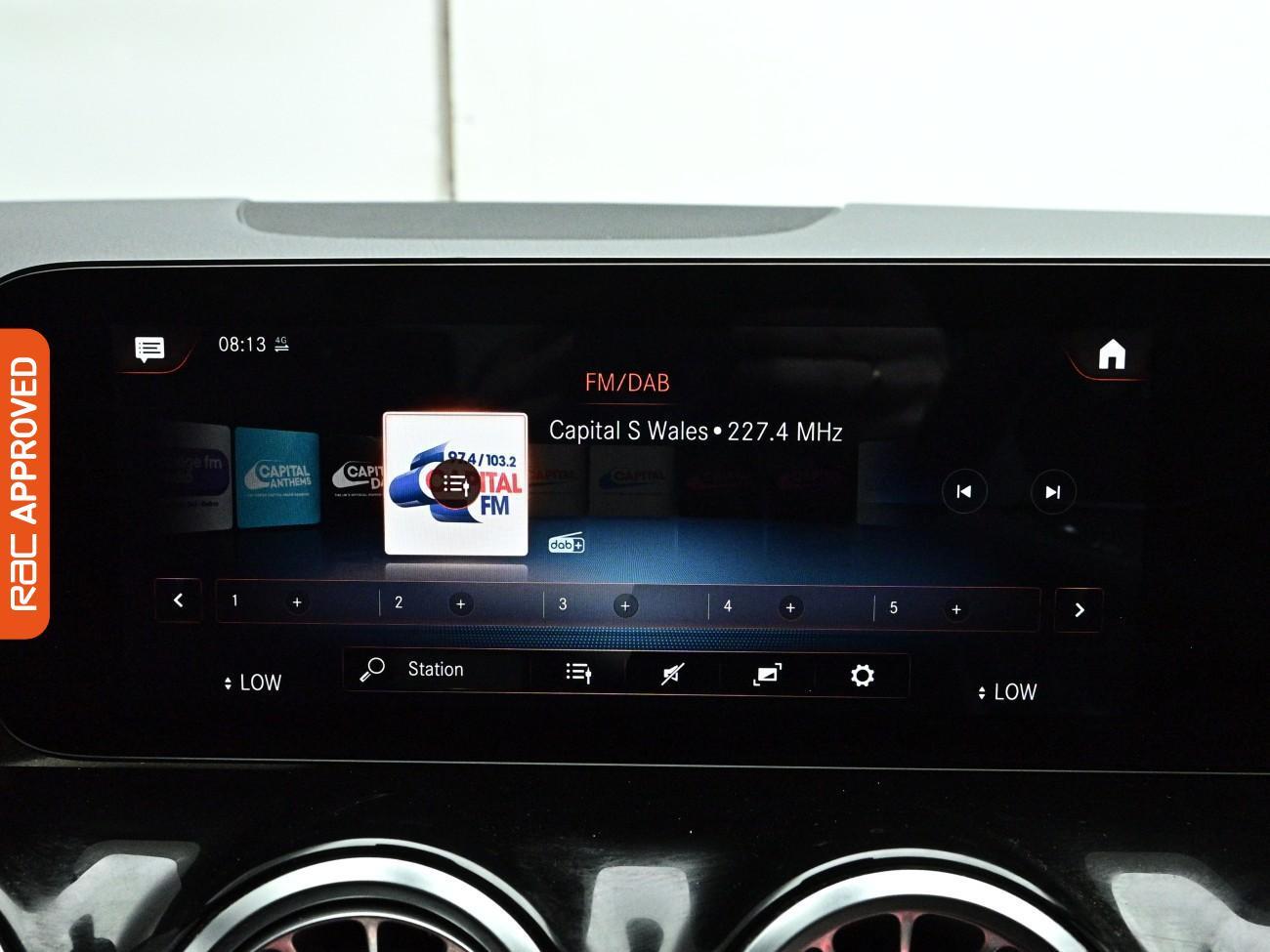 Mercedes-Benz Eqa view 17