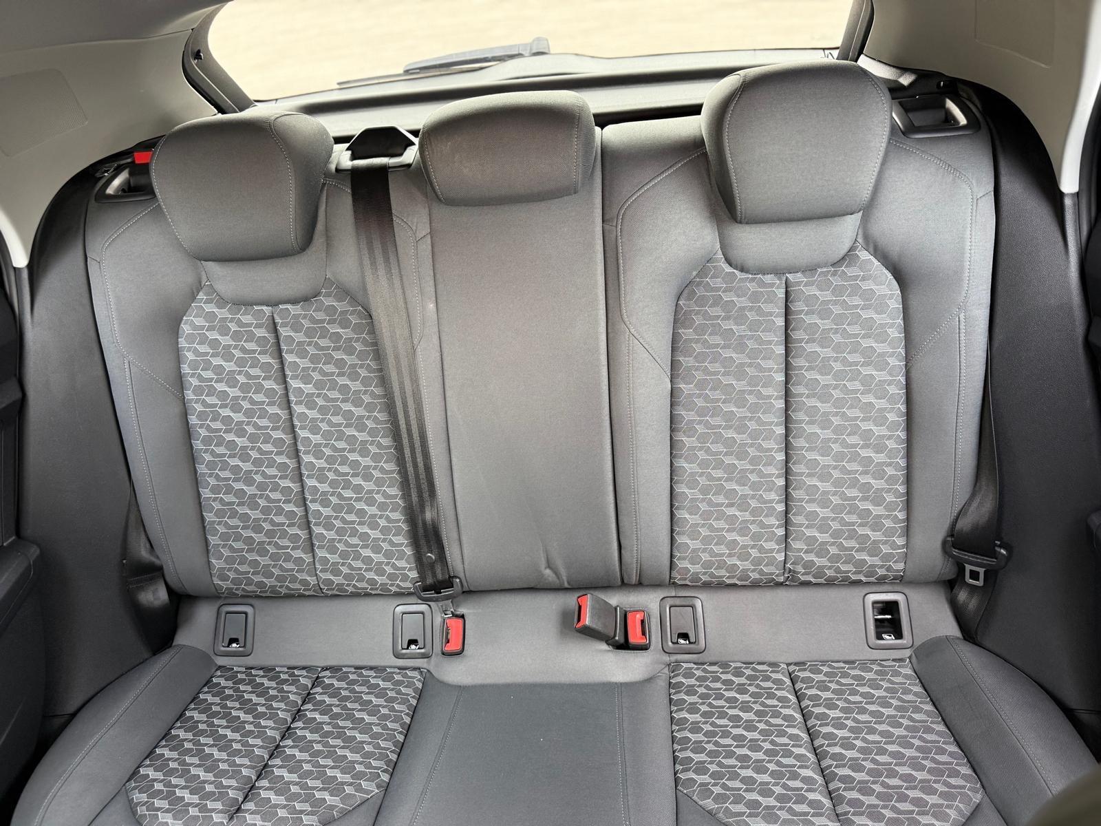 Audi A1 view 36