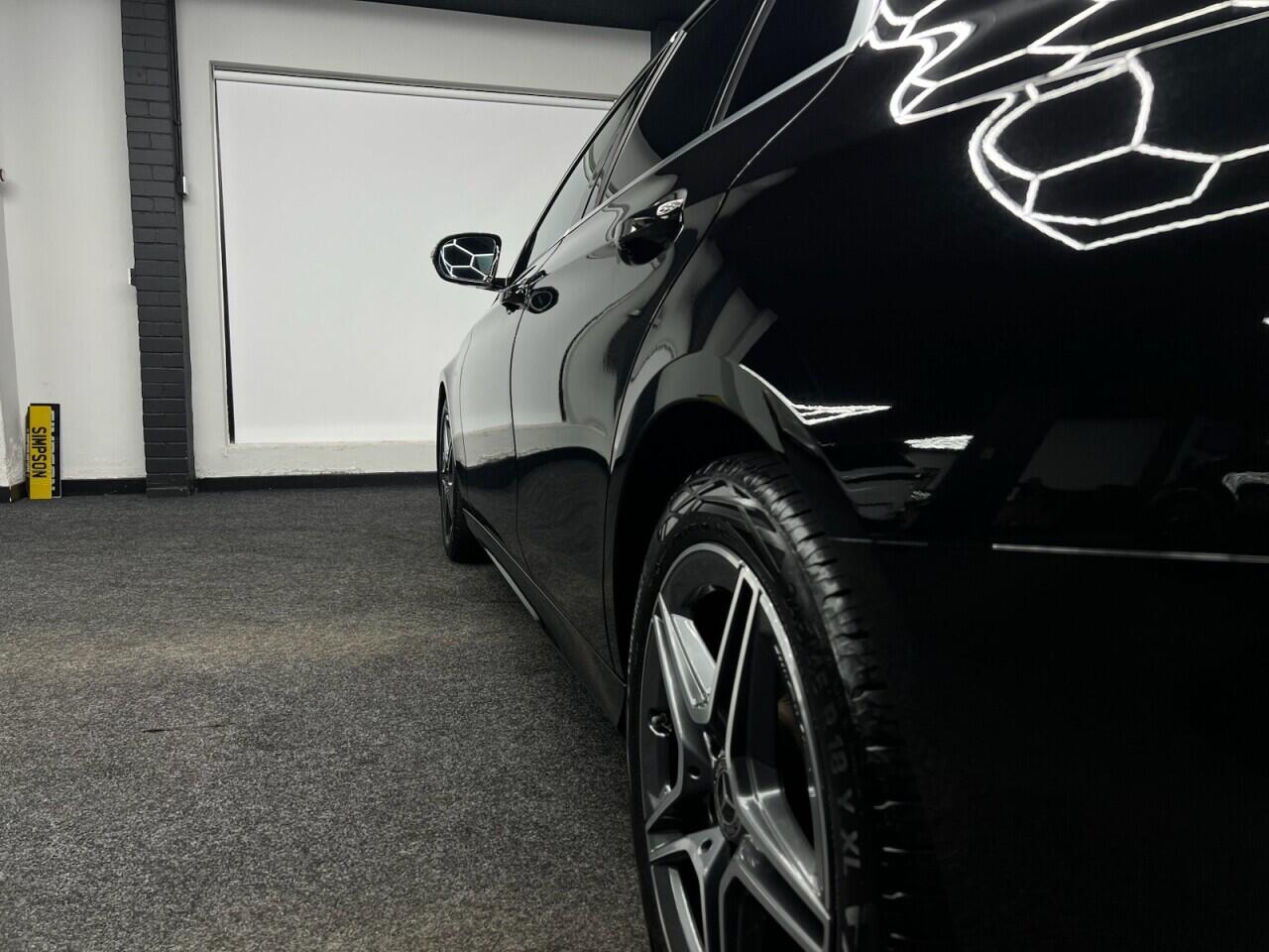 Mercedes-Benz E-Class view 7