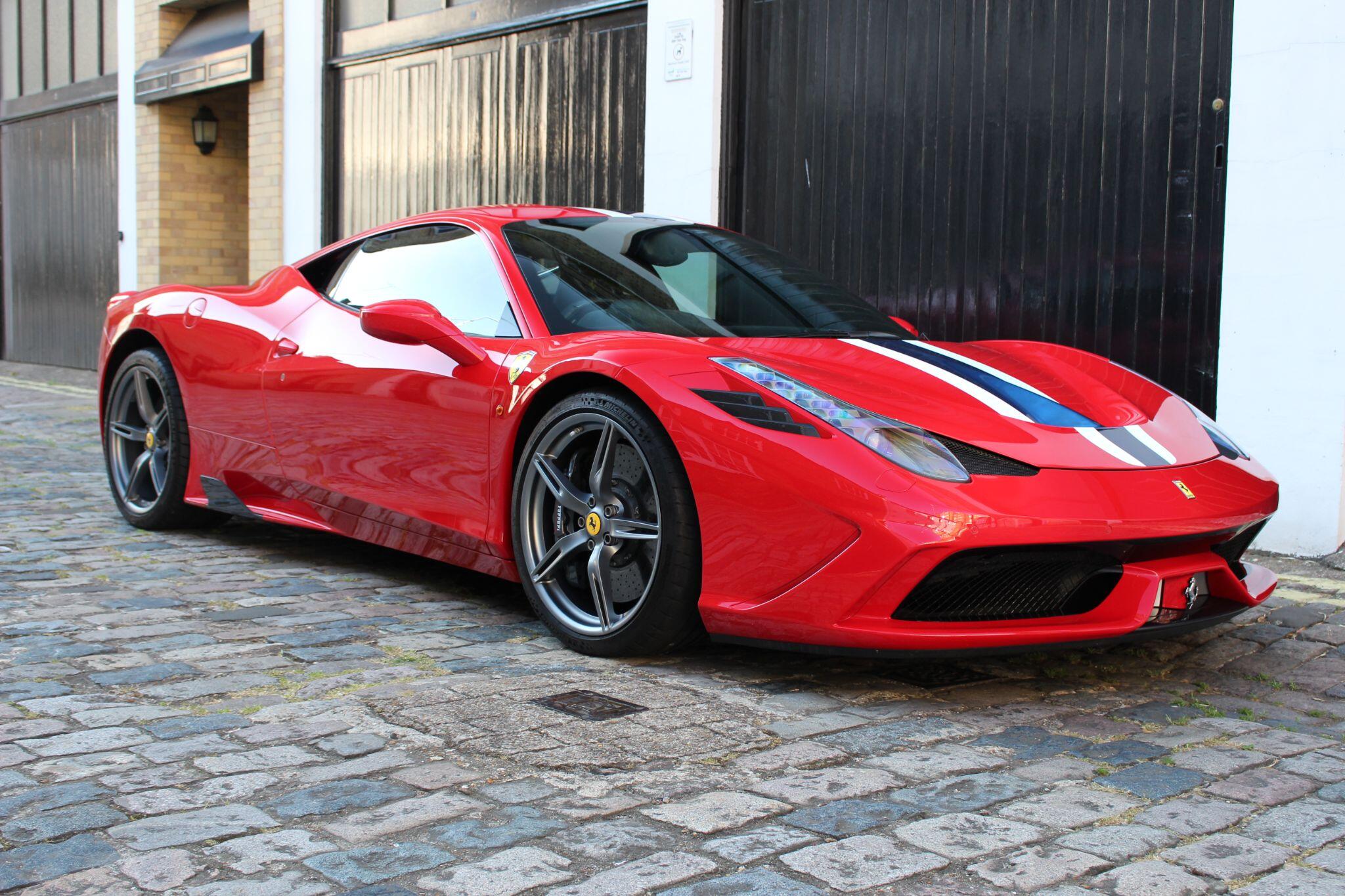 Ferrari 458 view 6