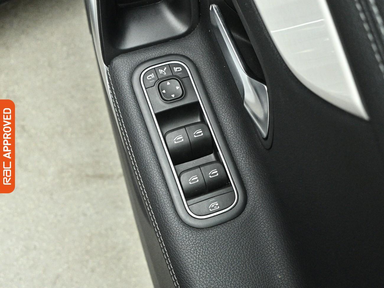 Mercedes-Benz A-Class view 25