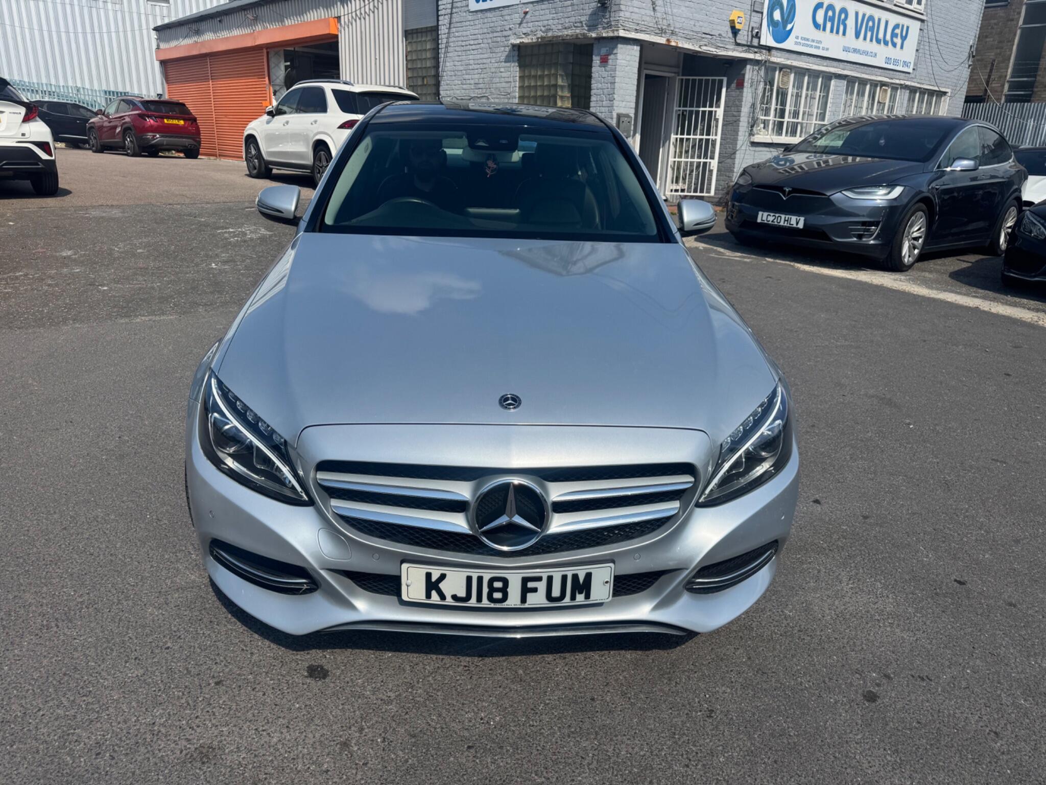 Mercedes-Benz C Class view 5