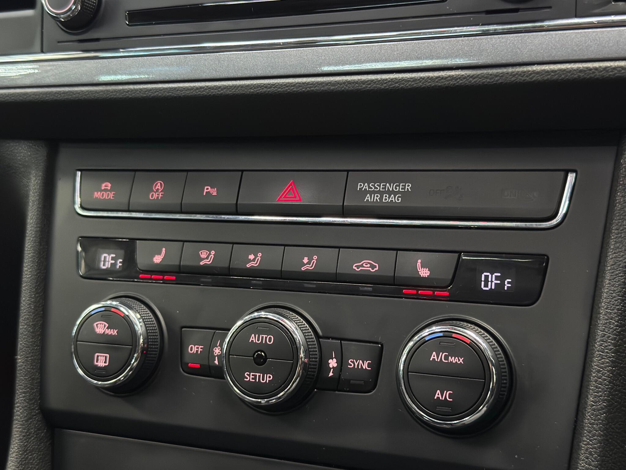 Seat Leon SEAT Leon view 14