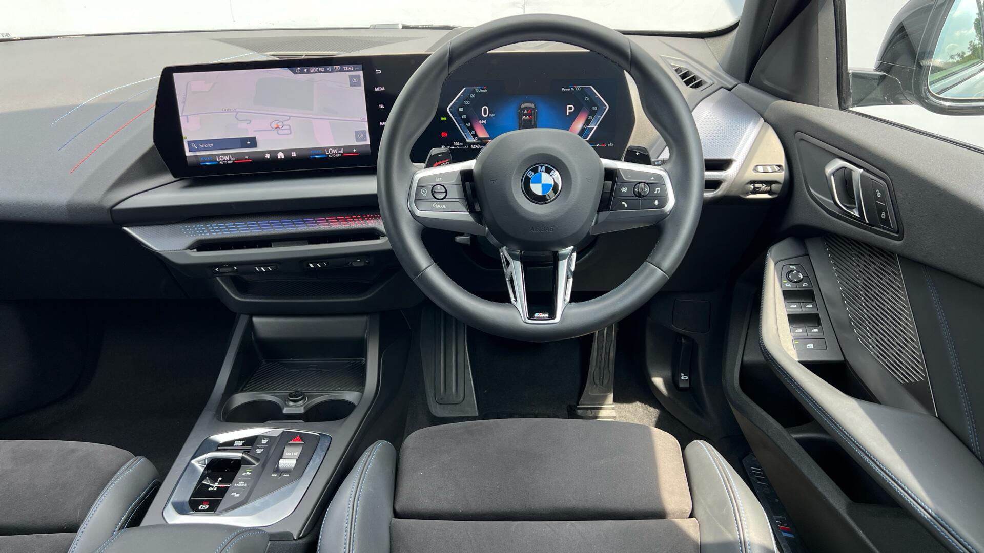 BMW 1 Series view 5