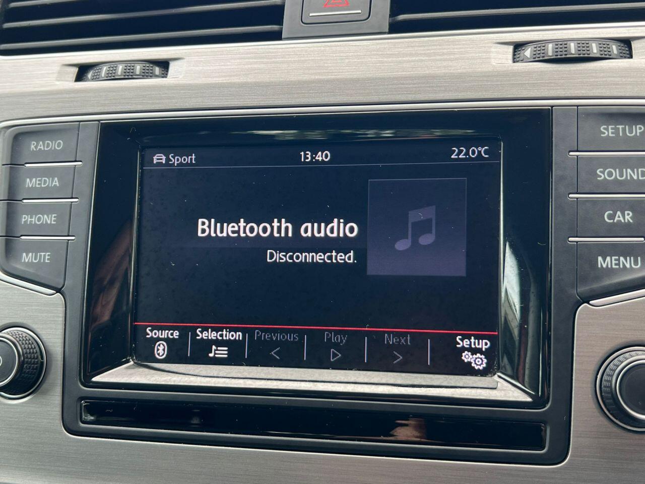 Volkswagen Golf view 25