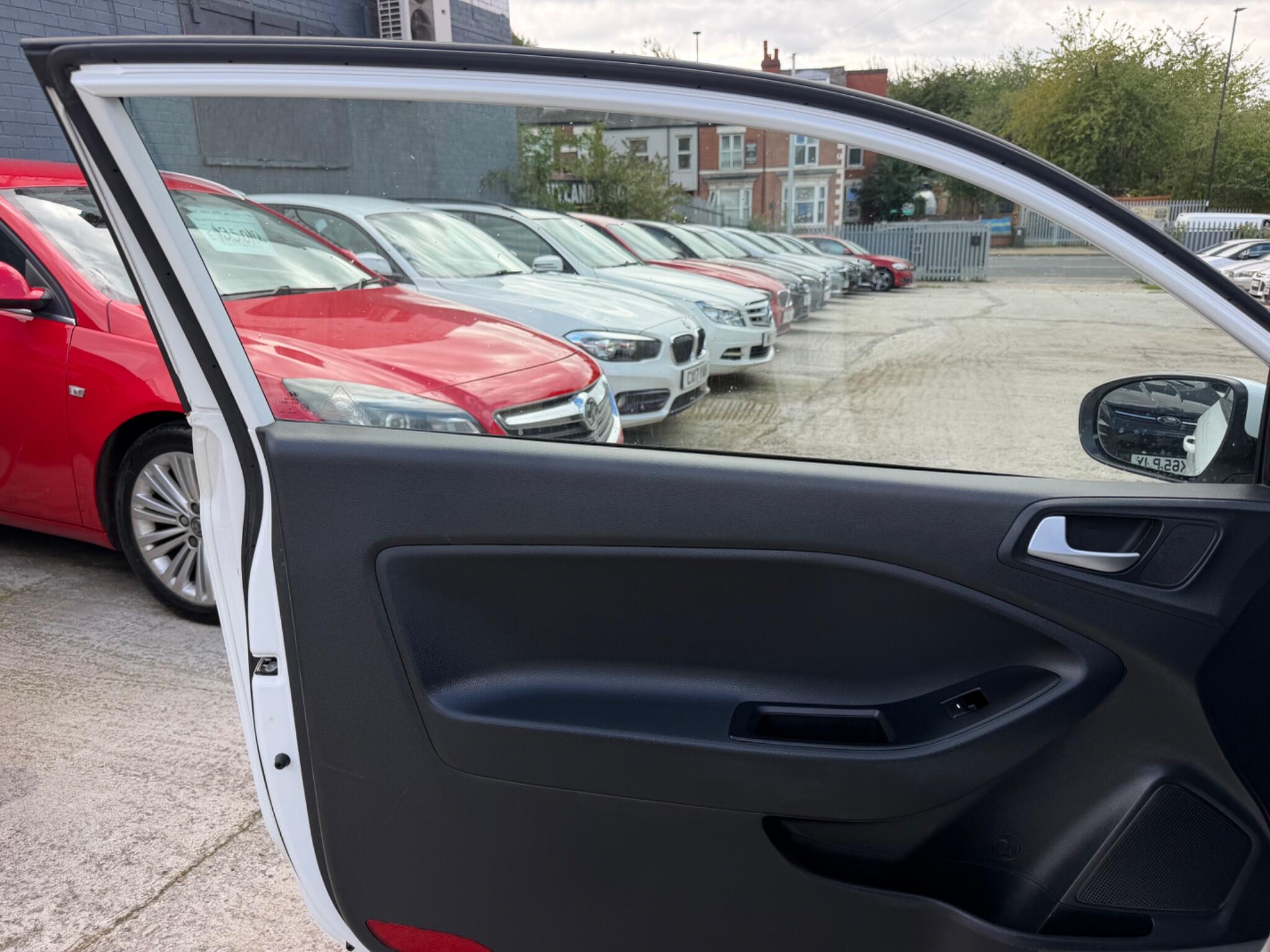 Hyundai I20 view 14