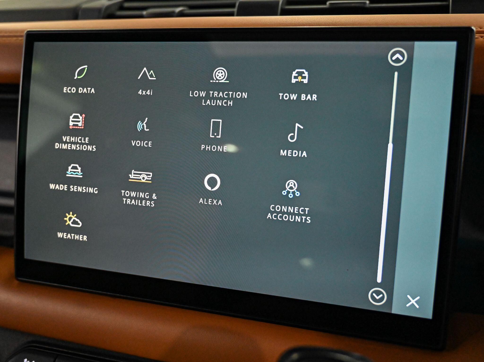 Land Rover Defender view 19