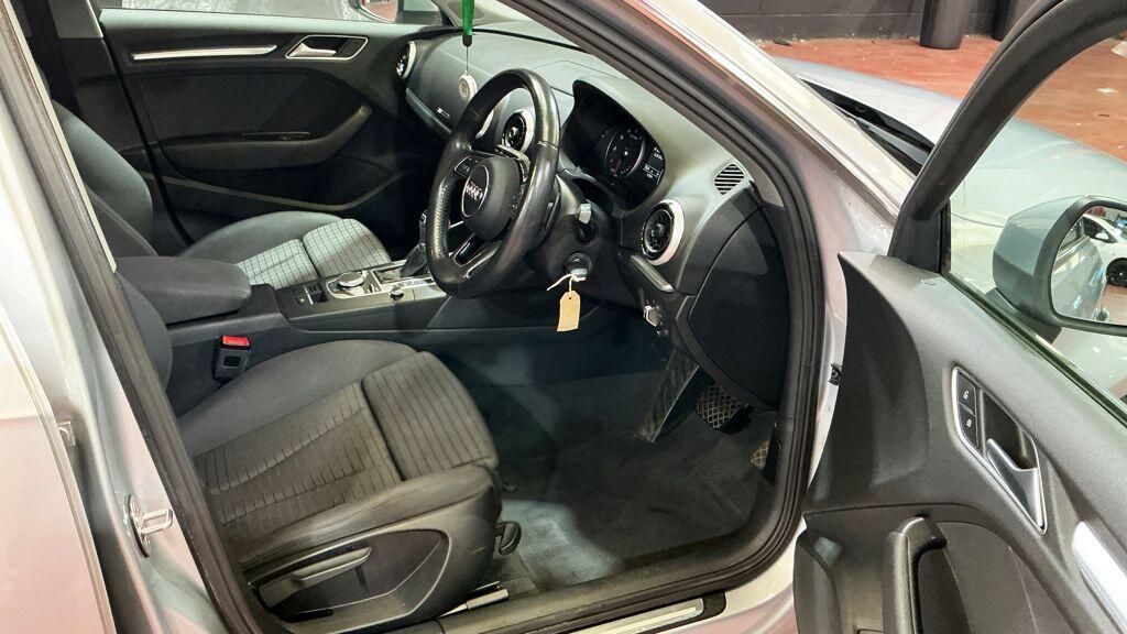 Audi A3 view 12