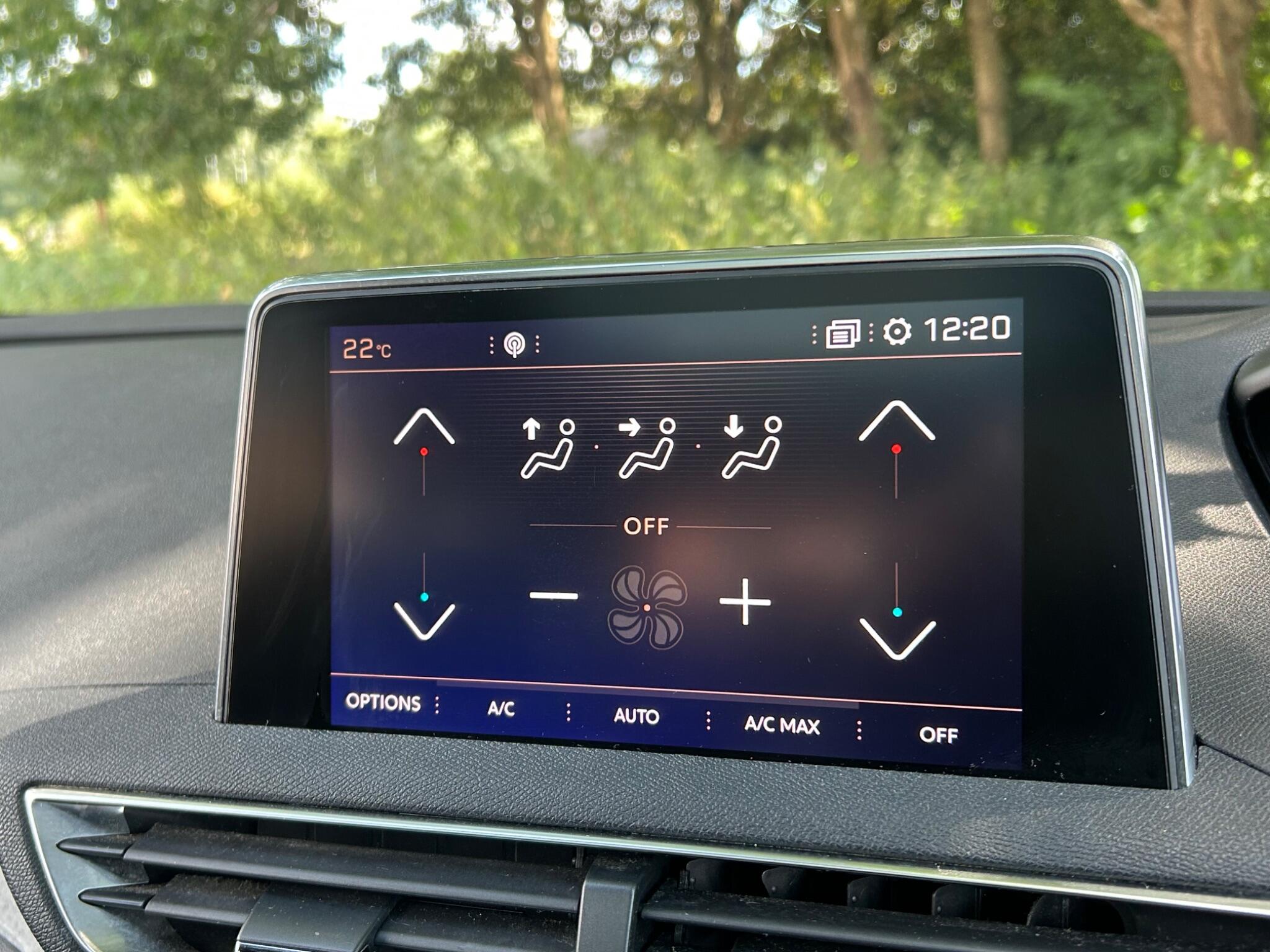 Peugeot 3008 view 29