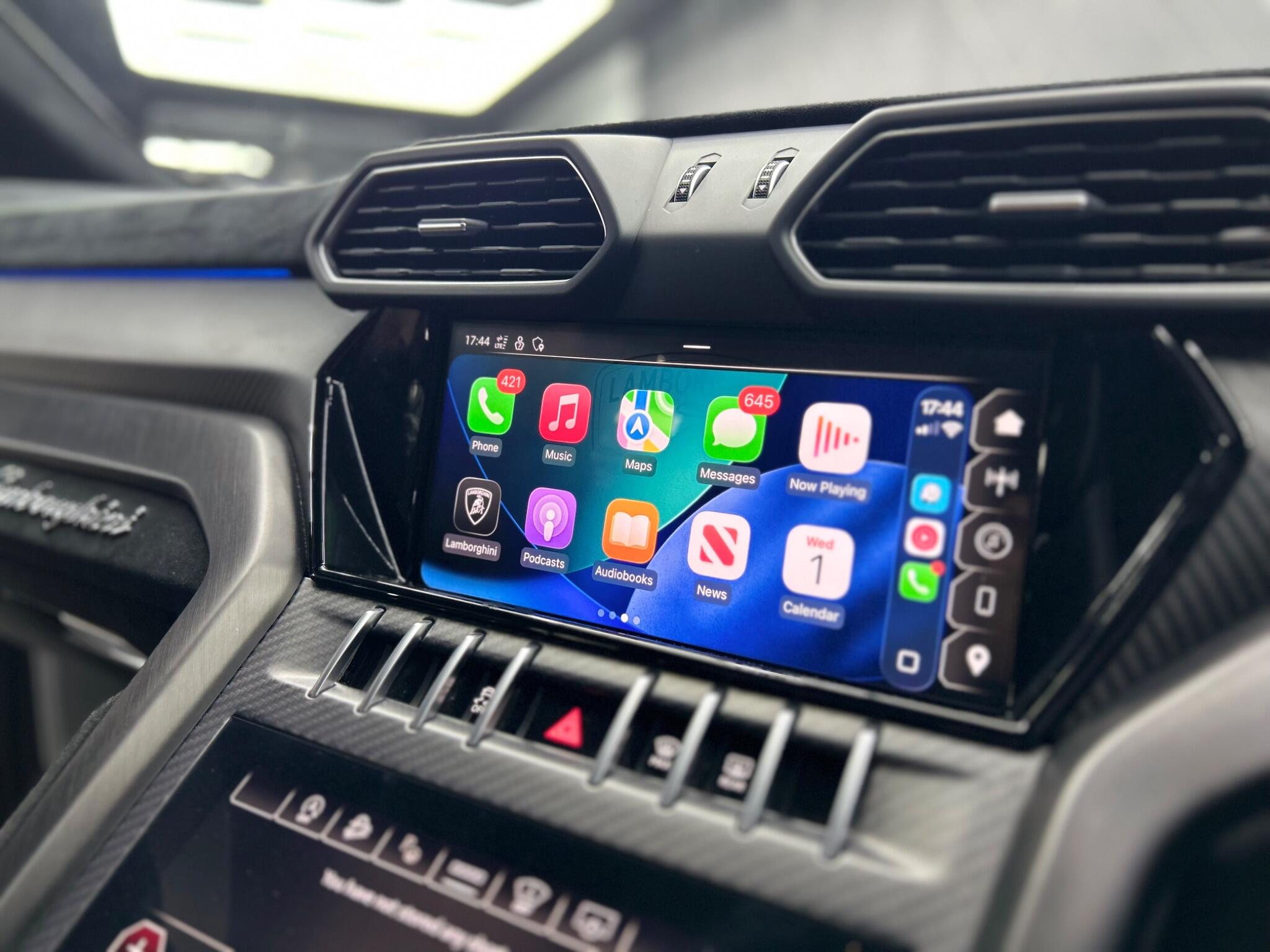 Lamborghini Urus view 58