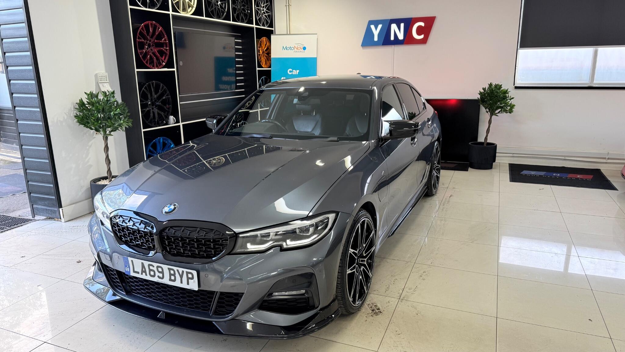 BMW 3 Series view 47