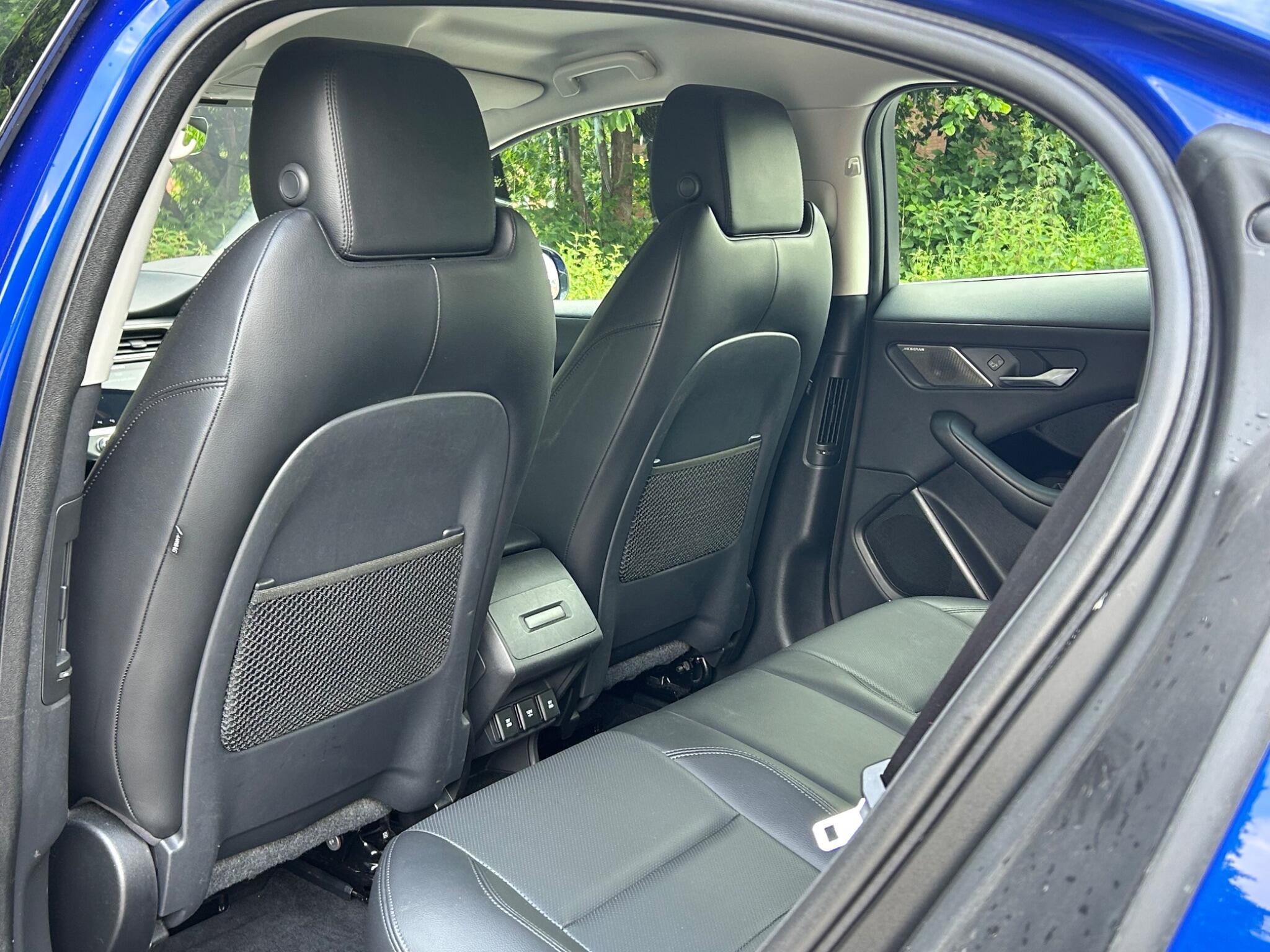 Jaguar I-Pace view 20