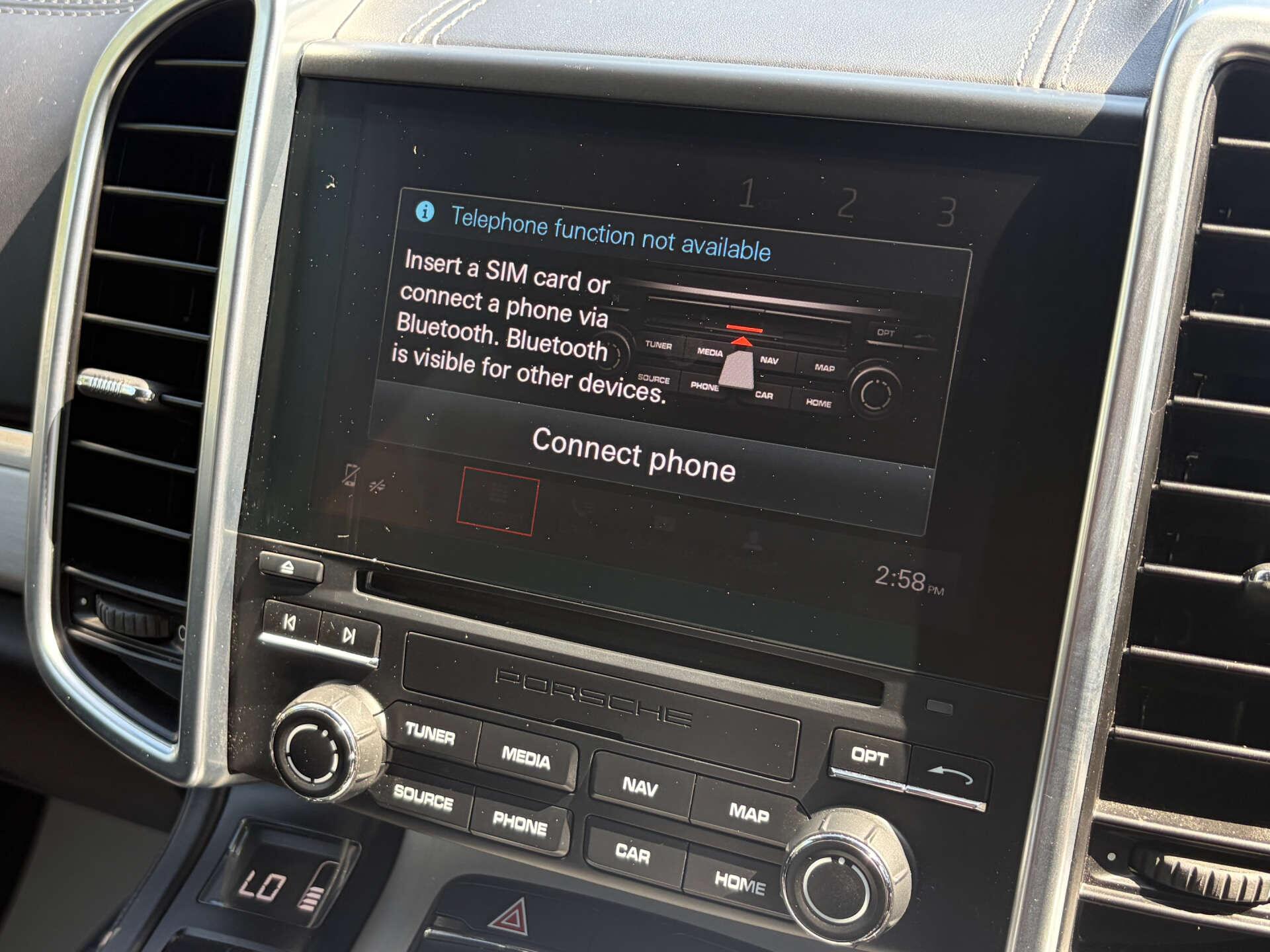 Porsche Cayenne view 37