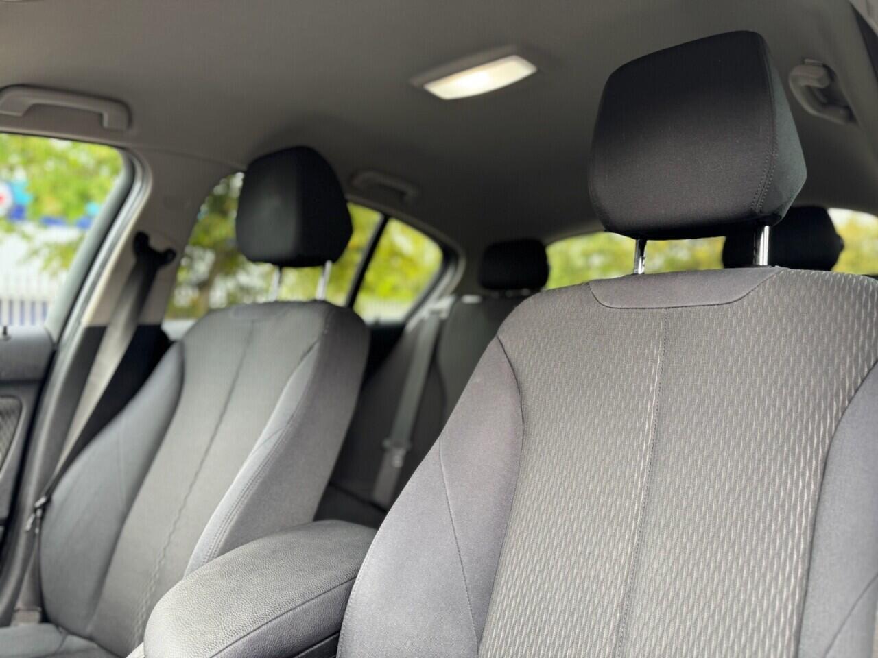 BMW 1 Series view 29