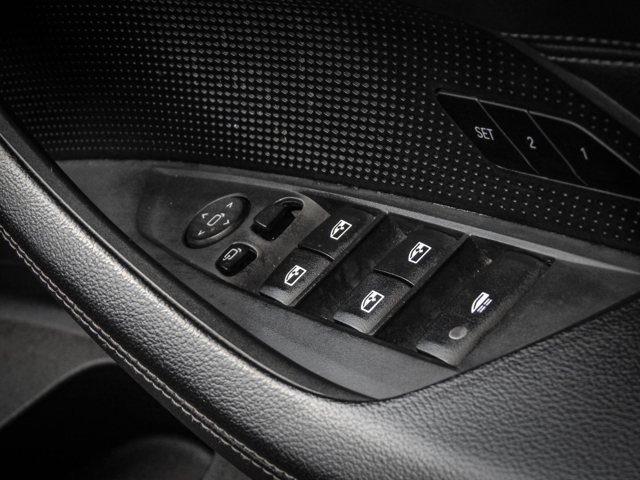 BMW 4 Series view 29