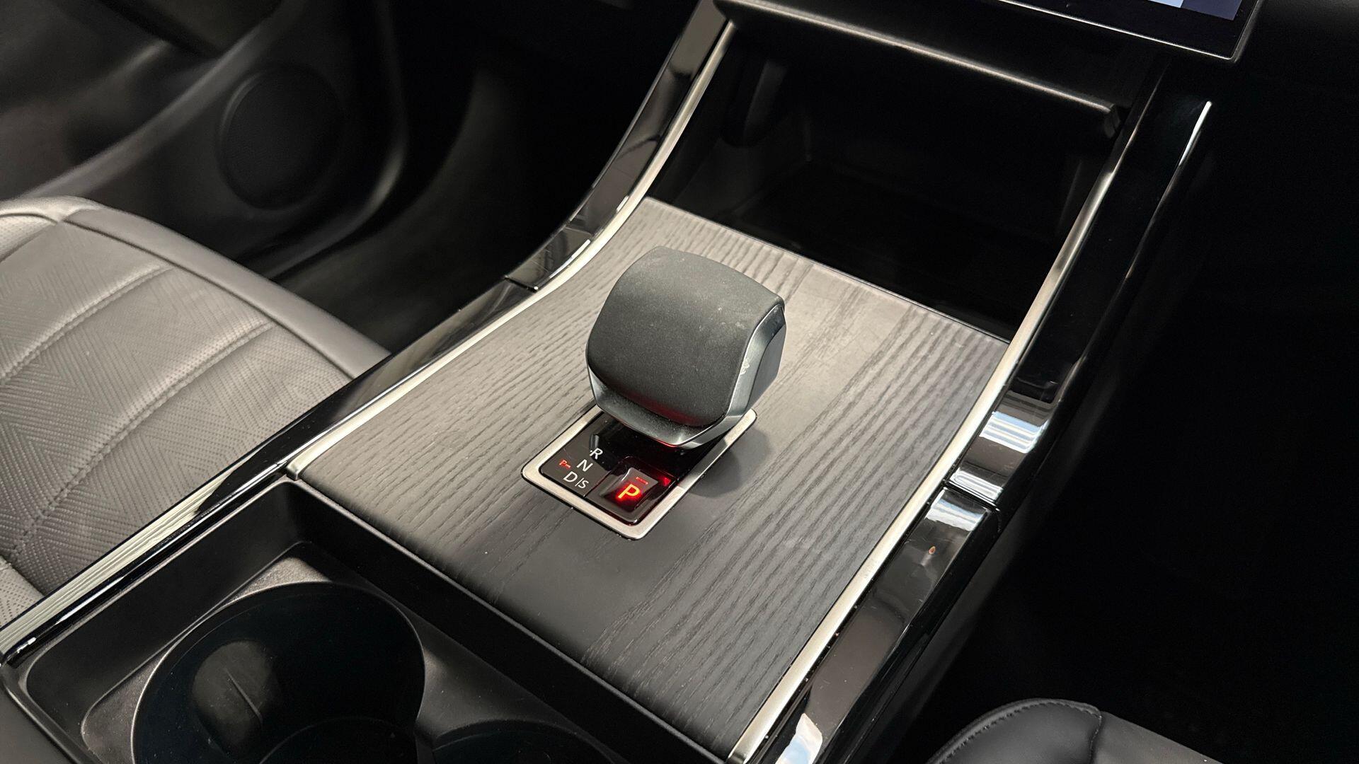Land Rover Range Rover Evoque view 13