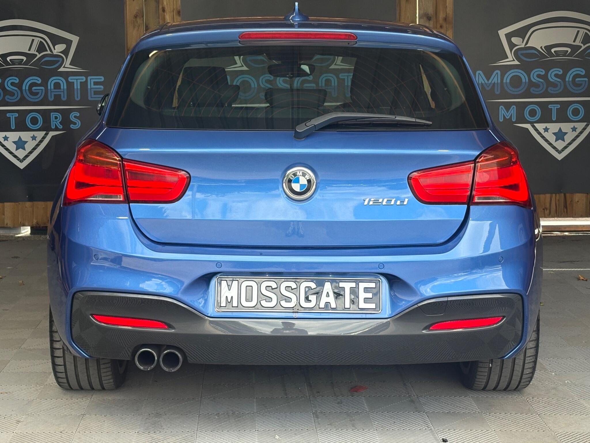 BMW 1 Series view 9