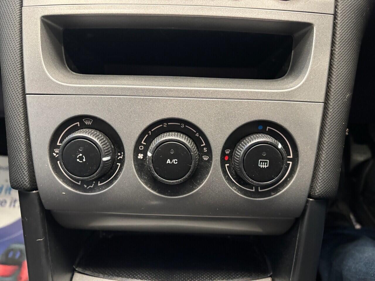 Peugeot 308 view 29