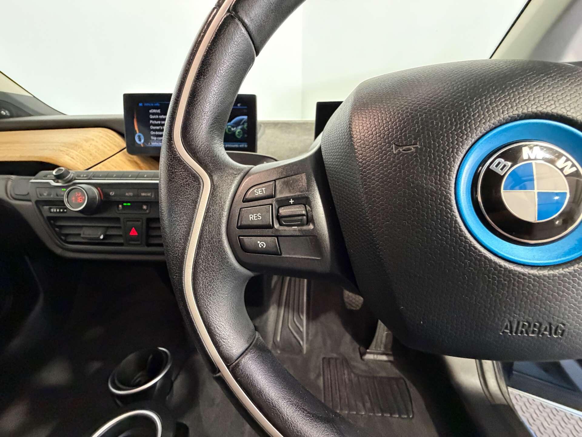 BMW i3 view 38