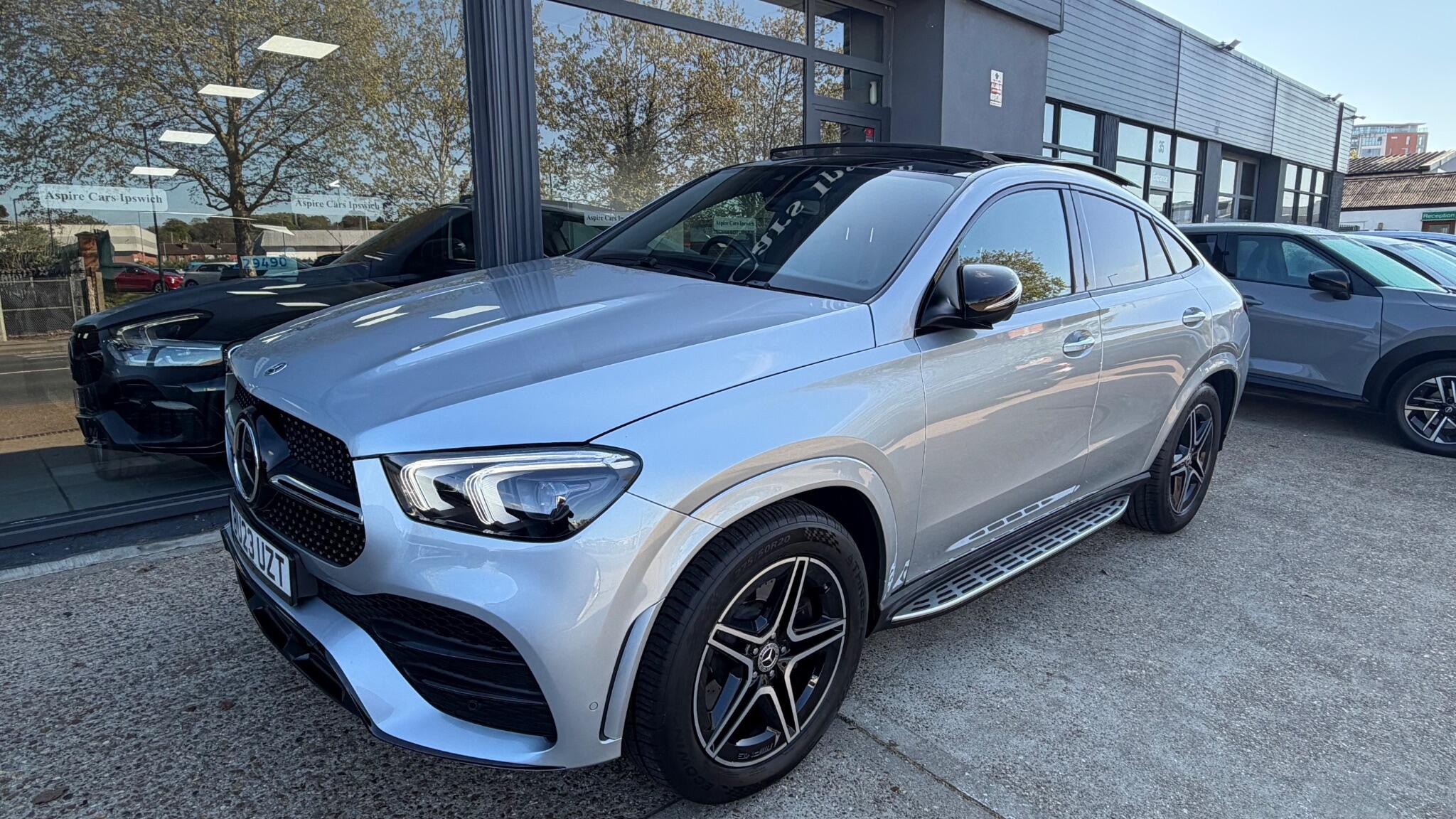 Mercedes-Benz Gle view 3