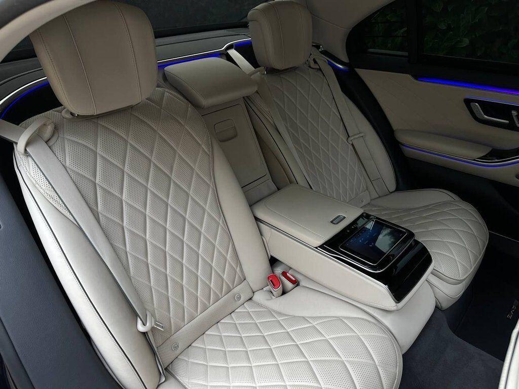 Mercedes-Benz S-Class view 18