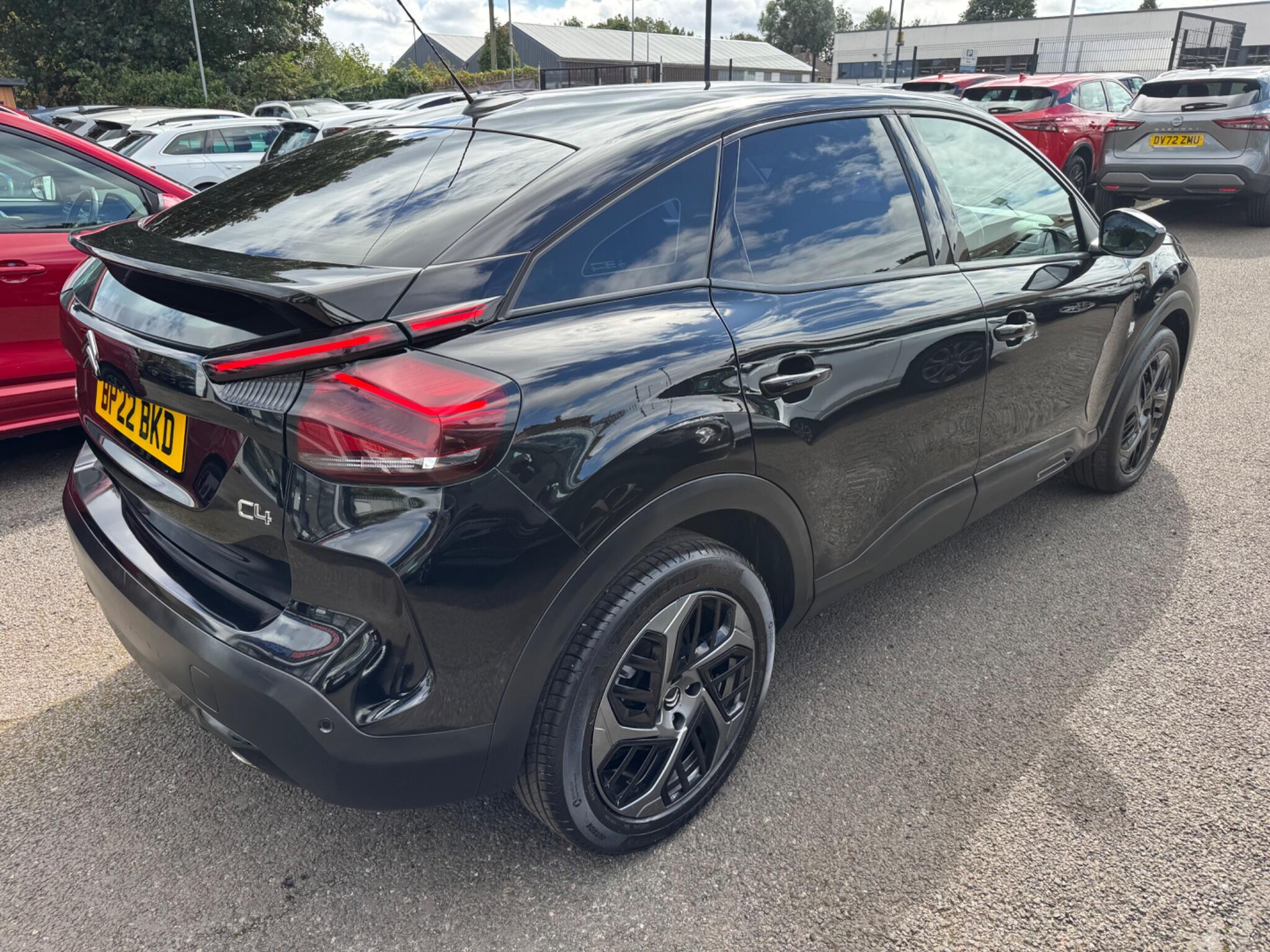 Citroen C4 view 4