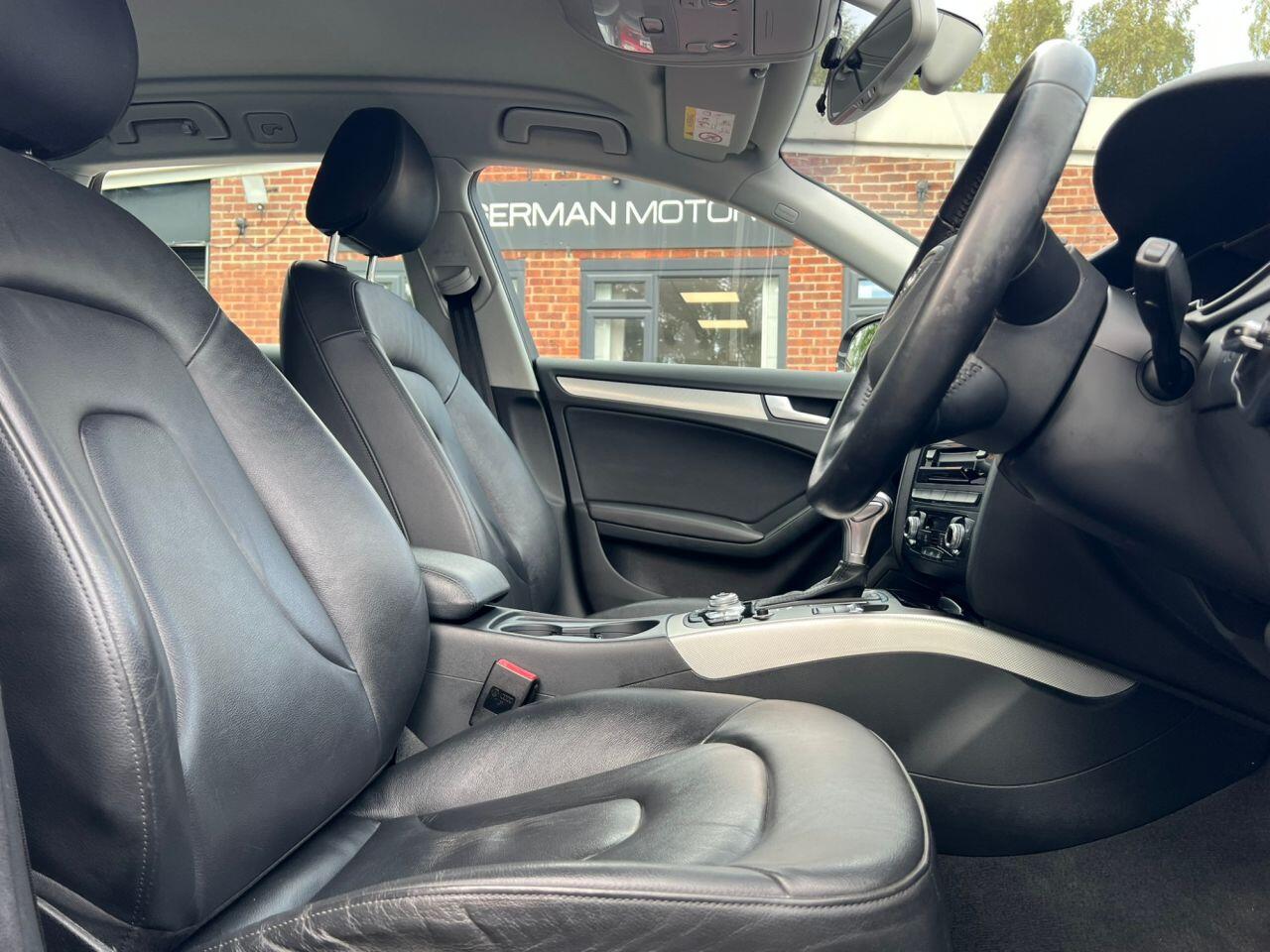 Audi A4 view 14