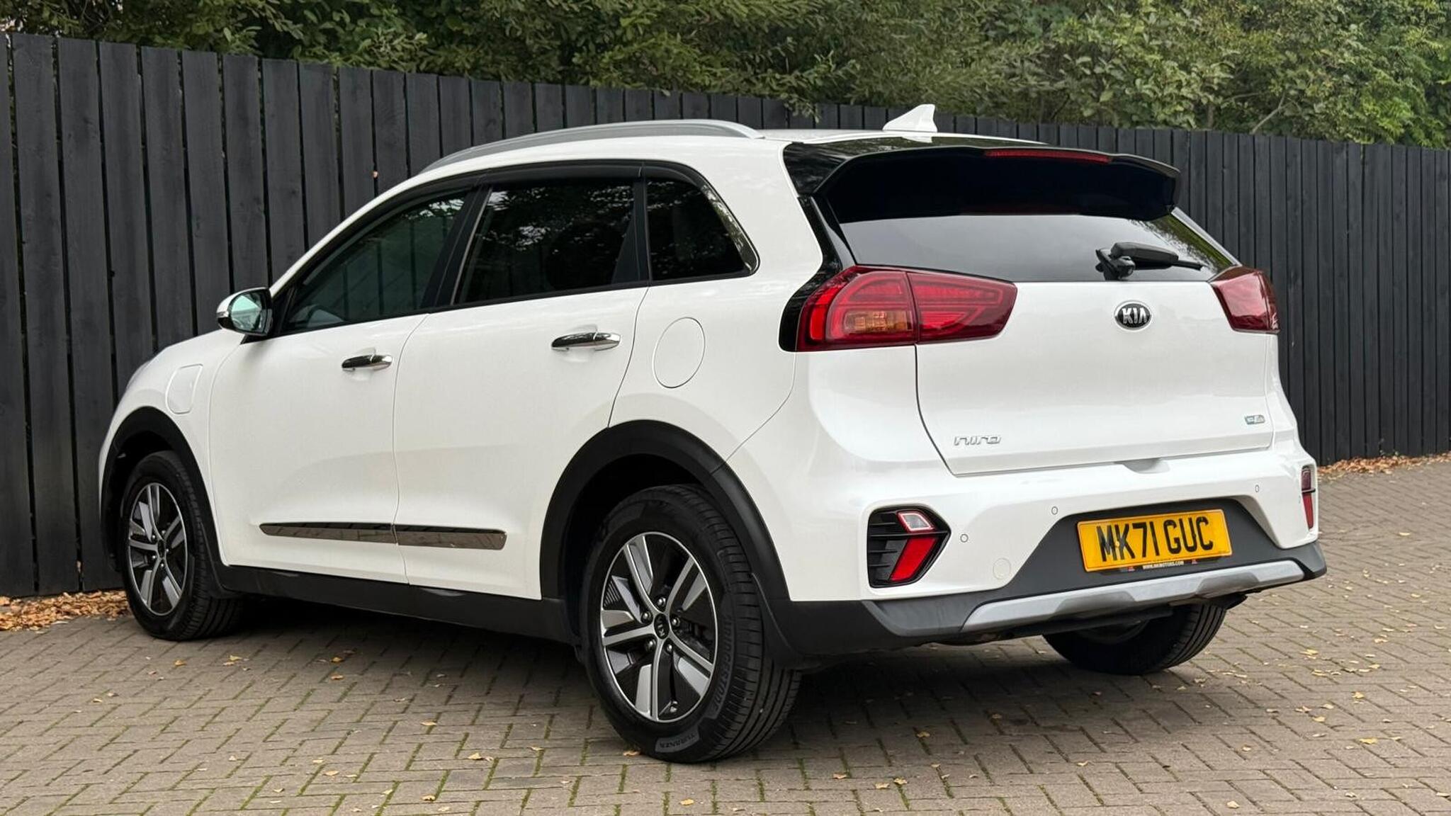 Kia Niro view 6
