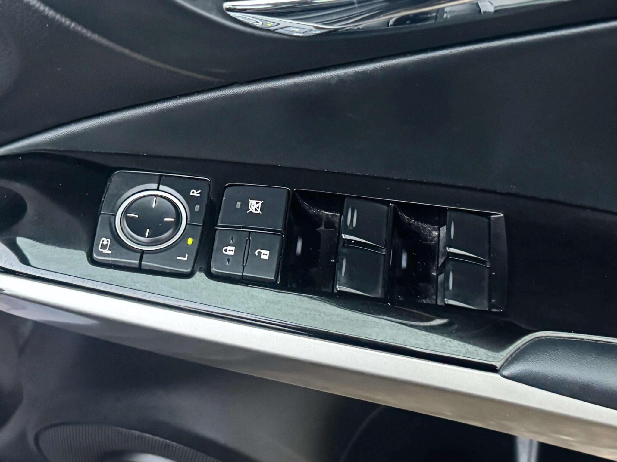 Lexus Is view 43