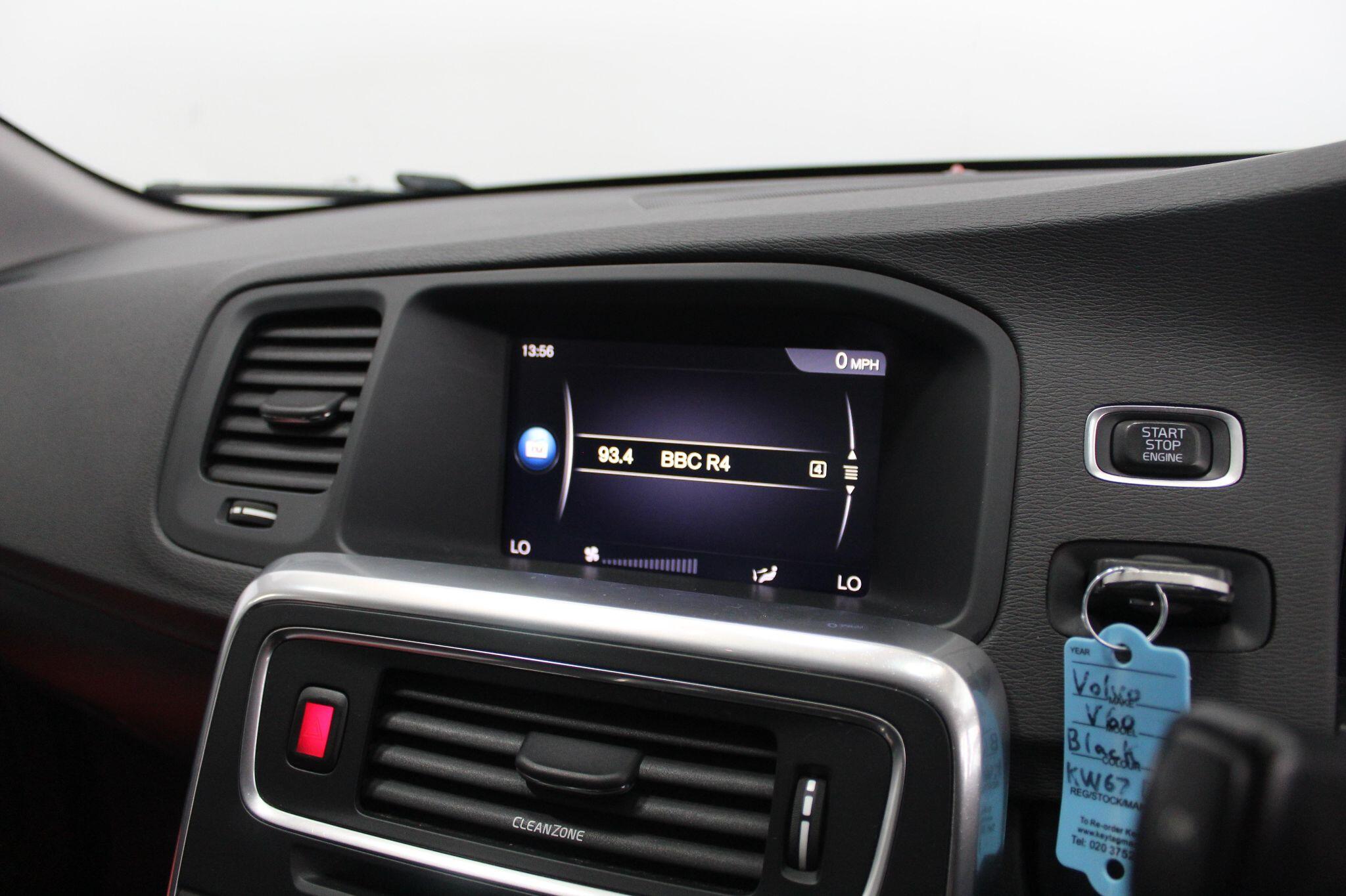 Volvo V60 view 34