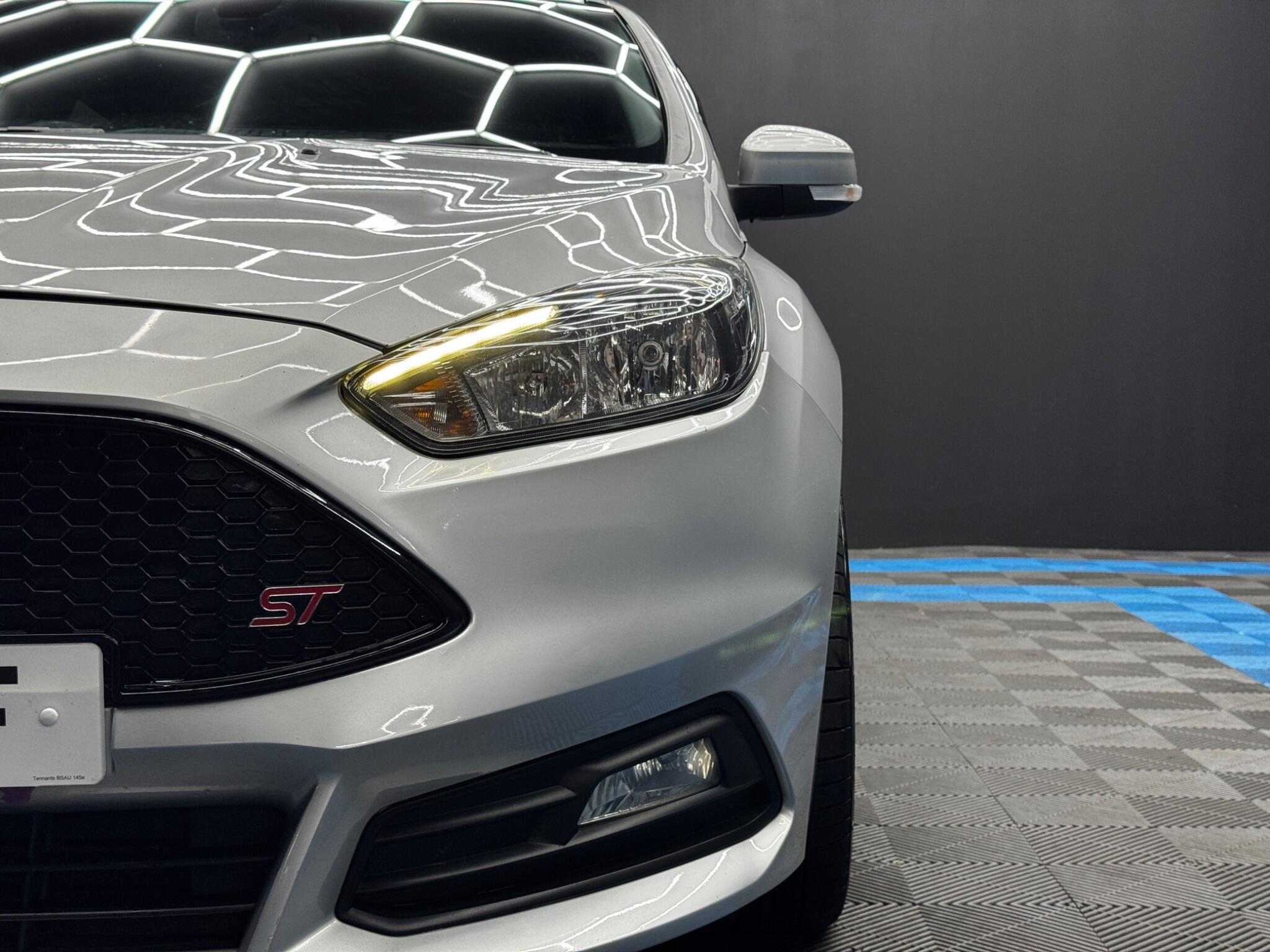 Ford Focus view 46