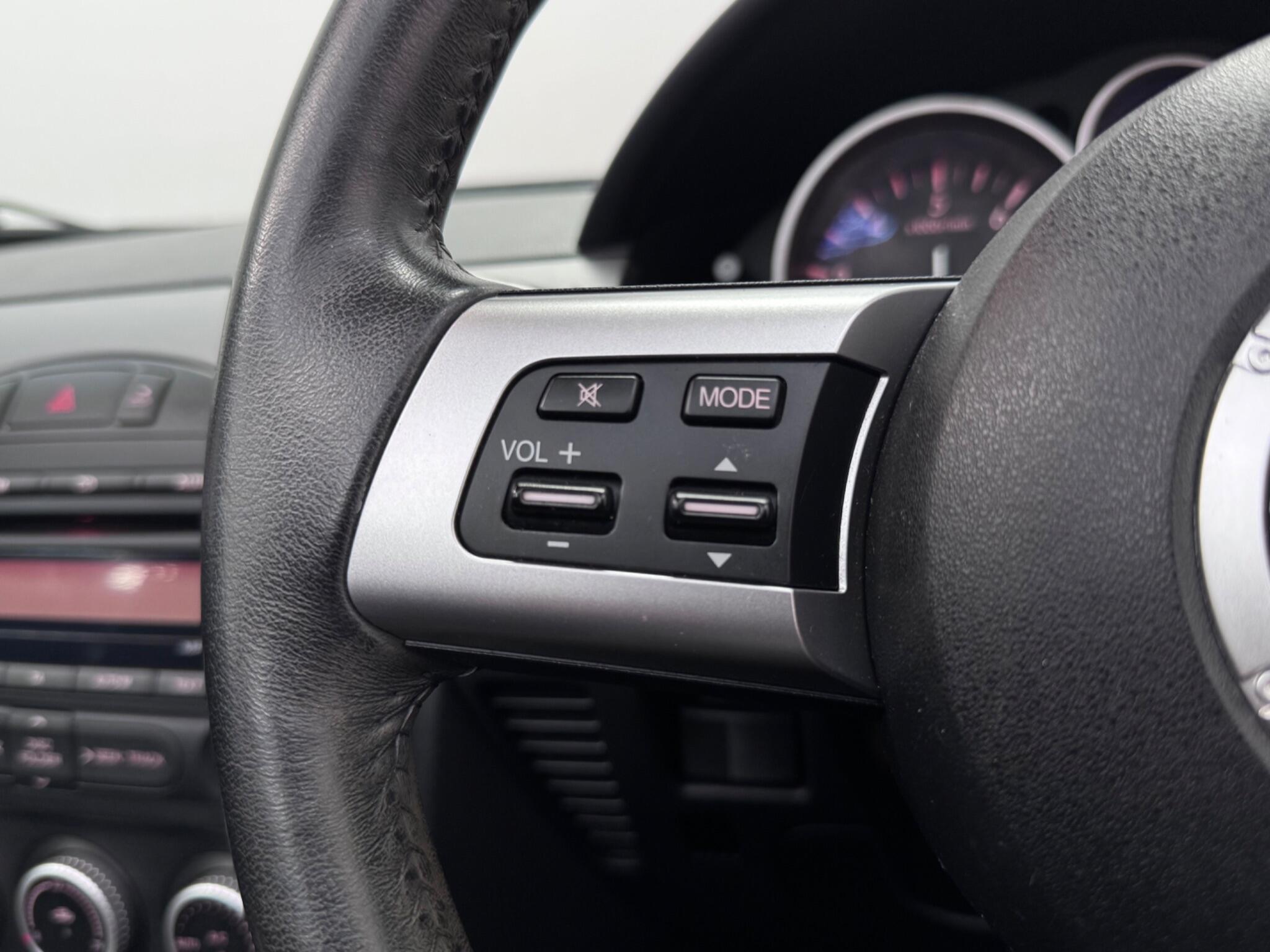 Mazda MX-5 view 25
