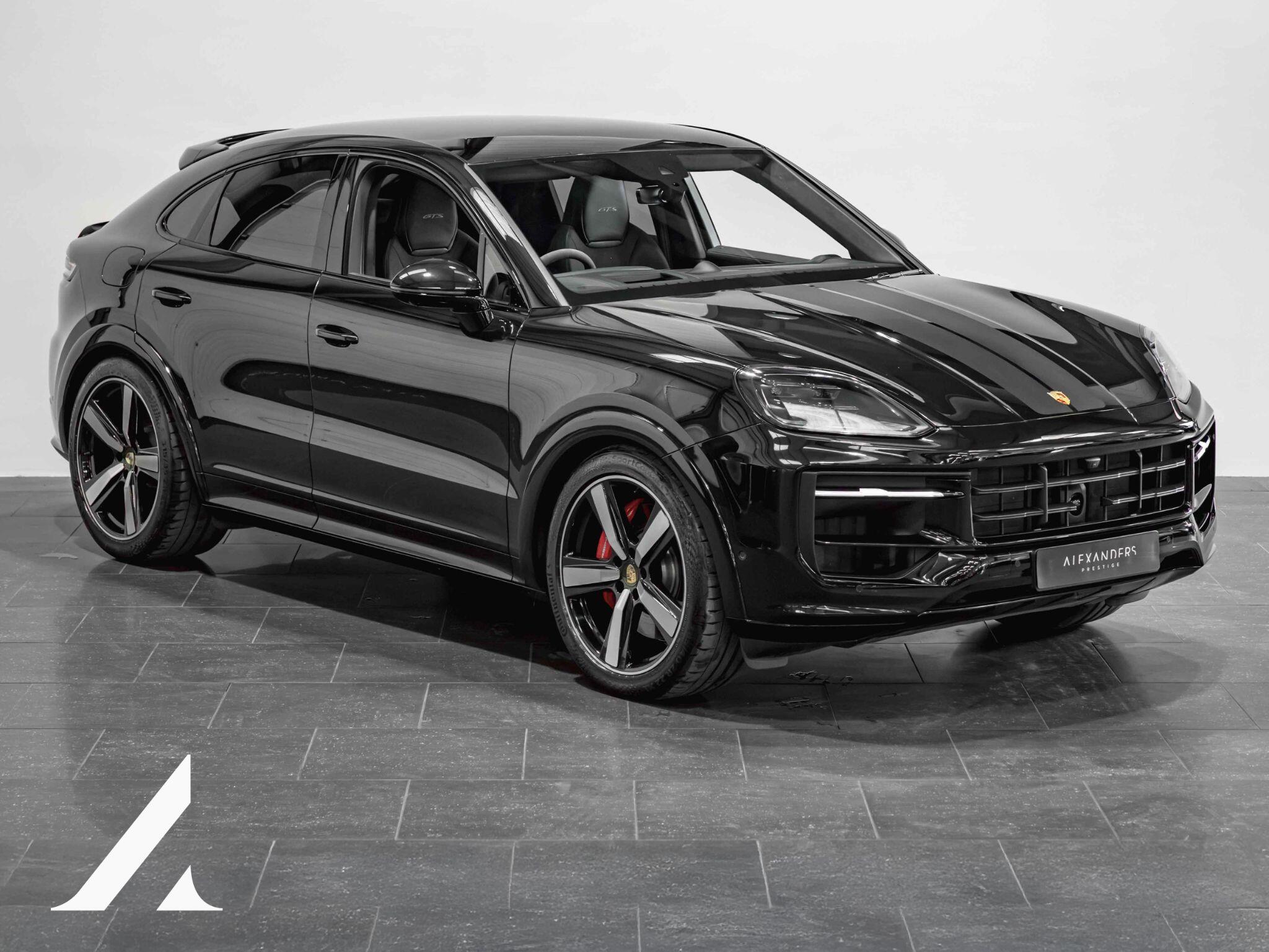 Porsche Cayenne main image