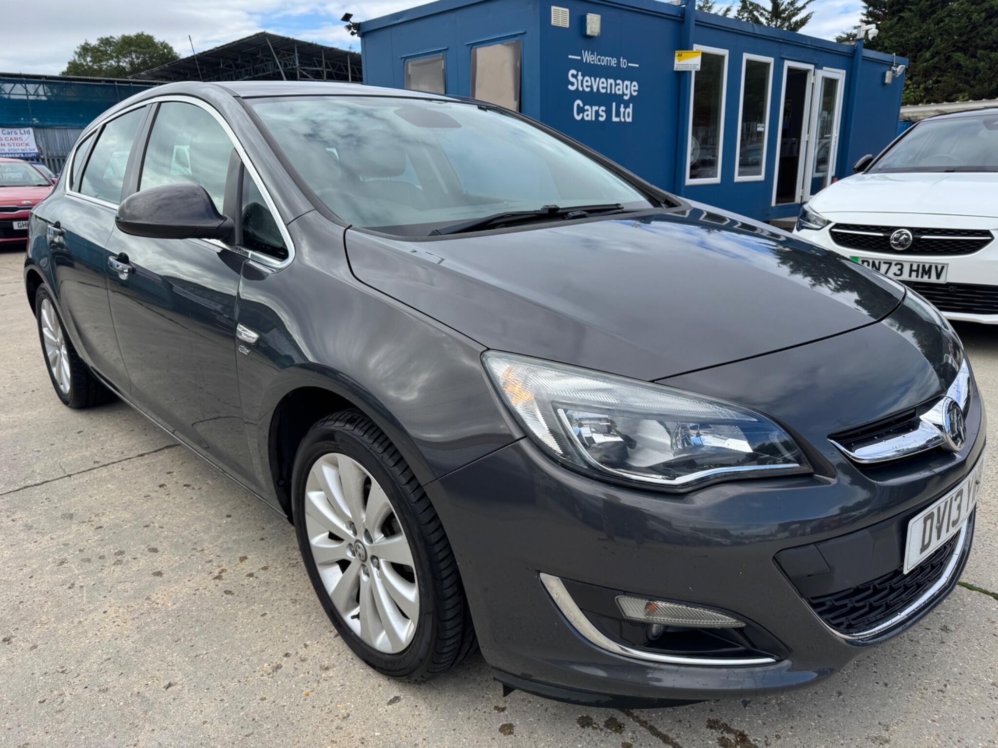 Vauxhall Astra view 2