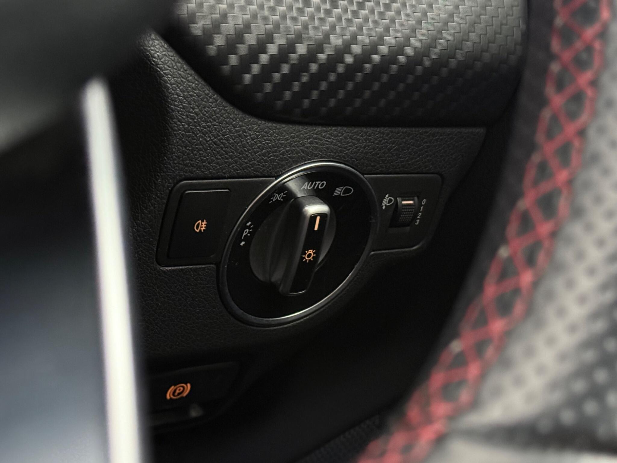 Mercedes-Benz A-Class view 17