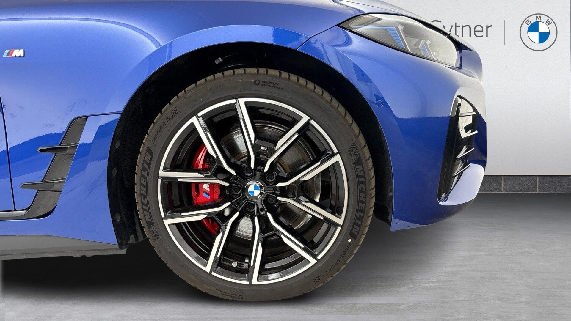 BMW i4 view 14