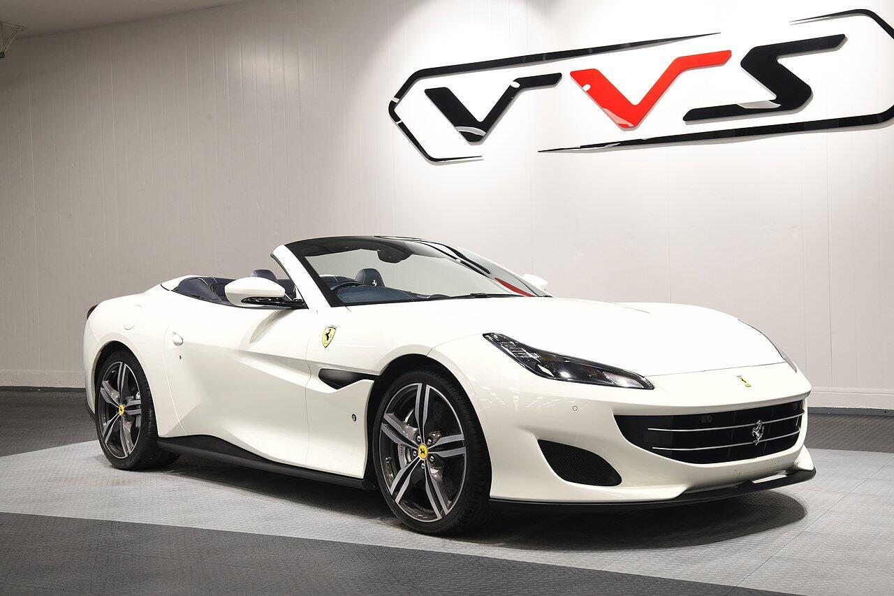 Ferrari Portofino view 37