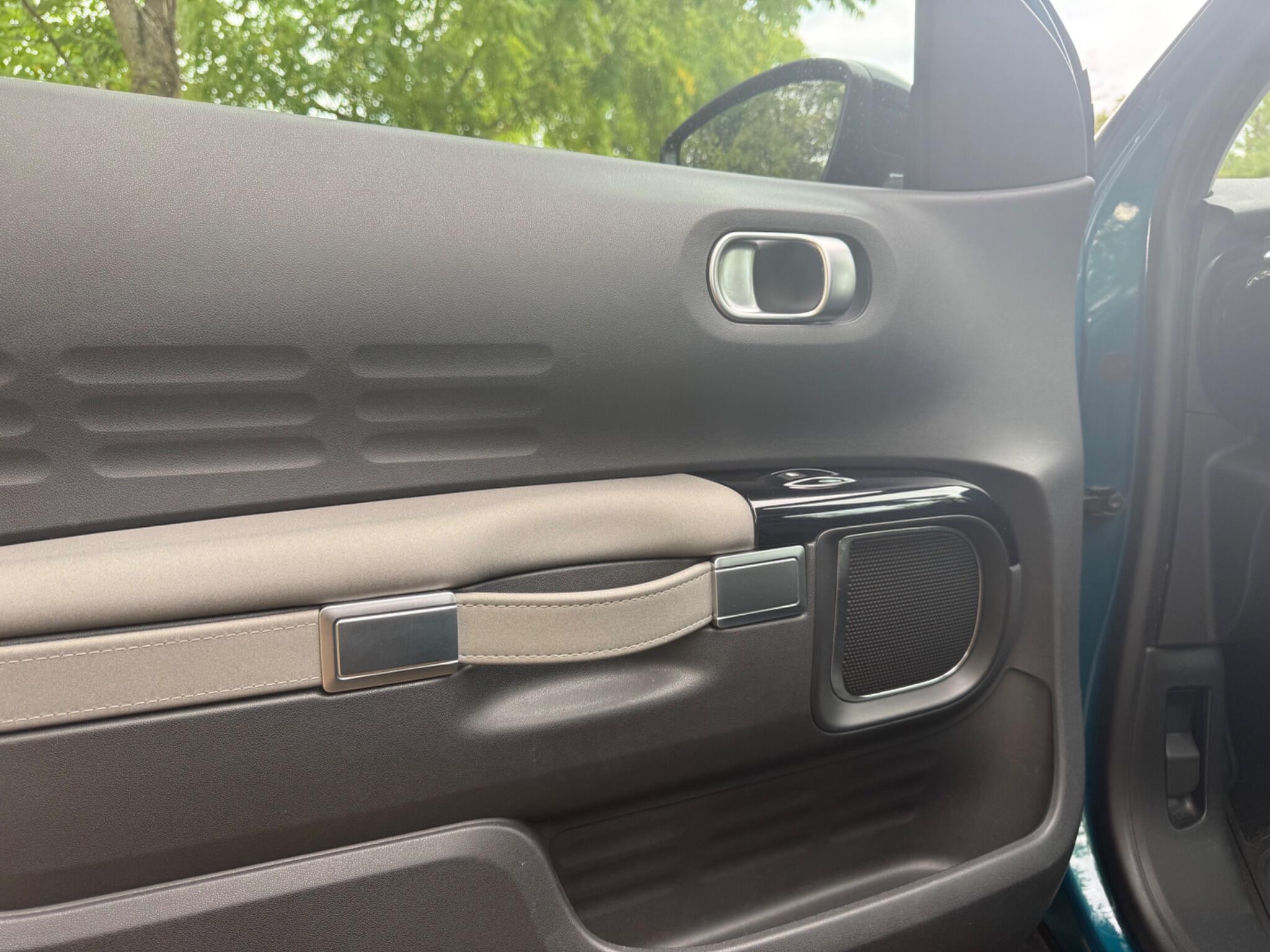Citroen C4 Cactus view 52