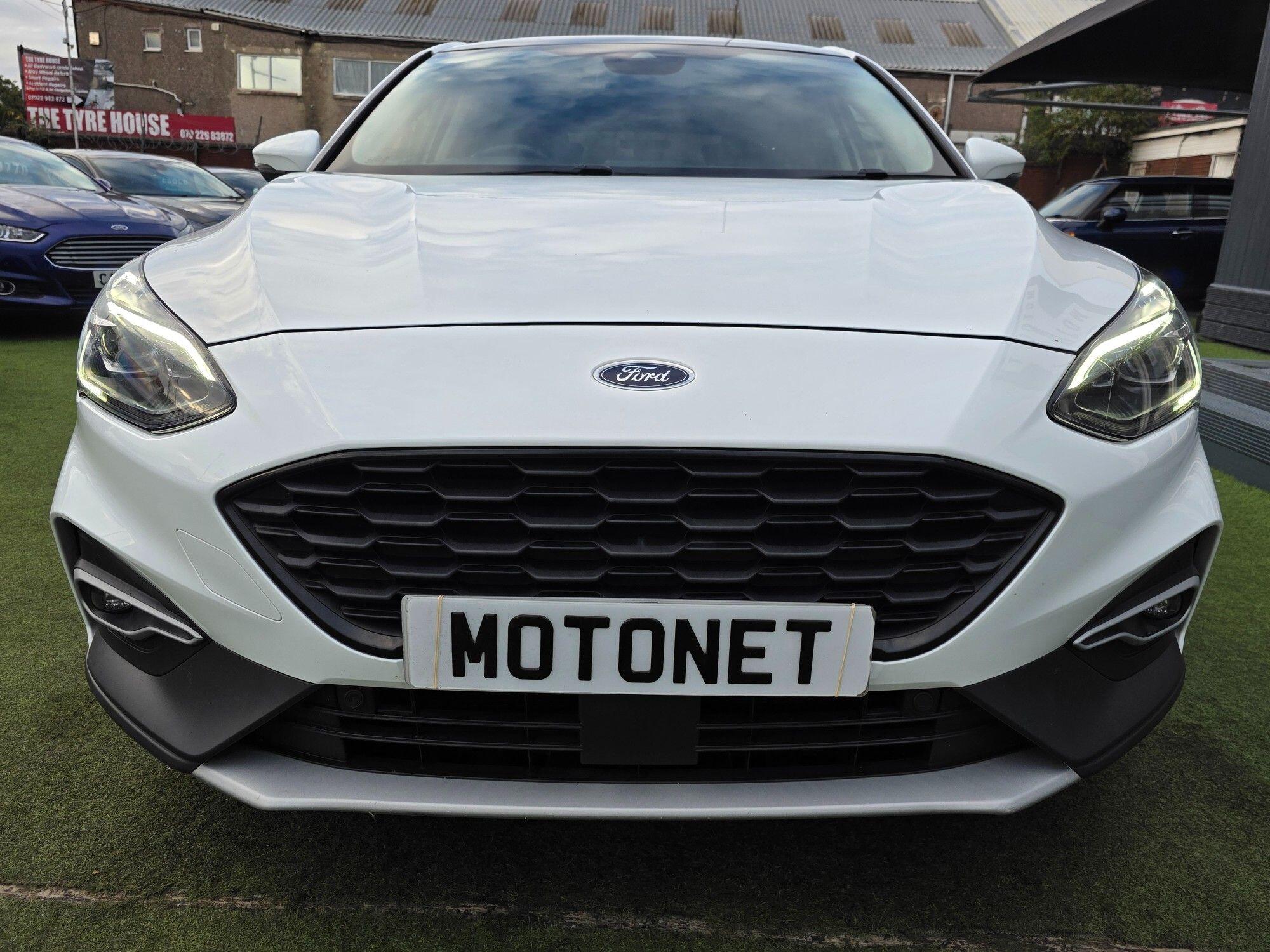 Ford Focus view 24