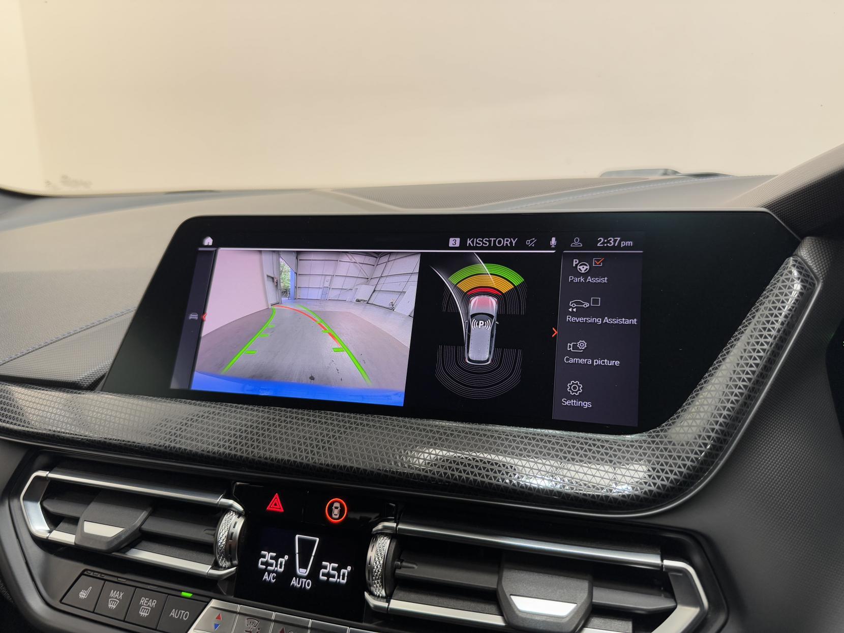 BMW 1 Series view 27