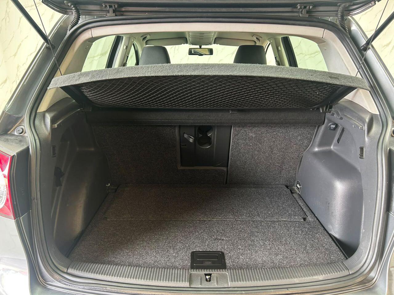 Volkswagen Golf Plus view 22