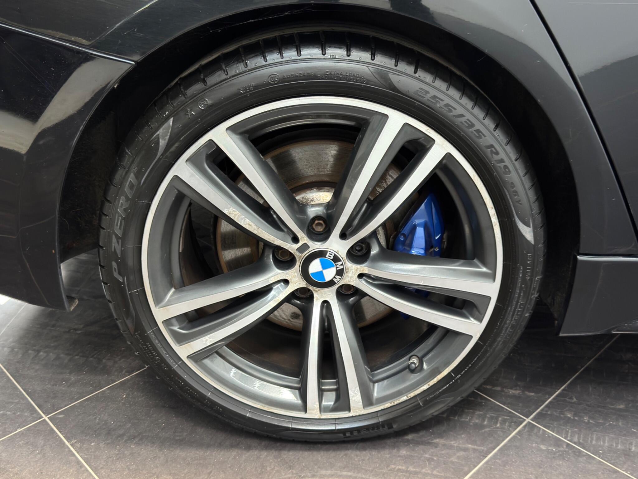 BMW 3 Series view 61