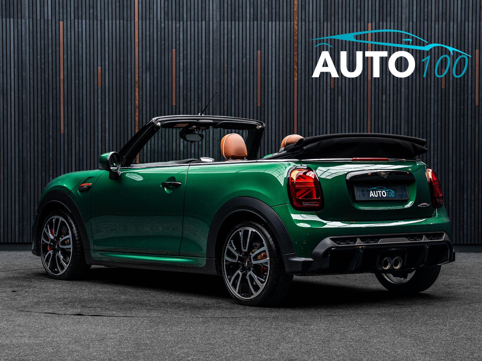 Mini Convertible view 3