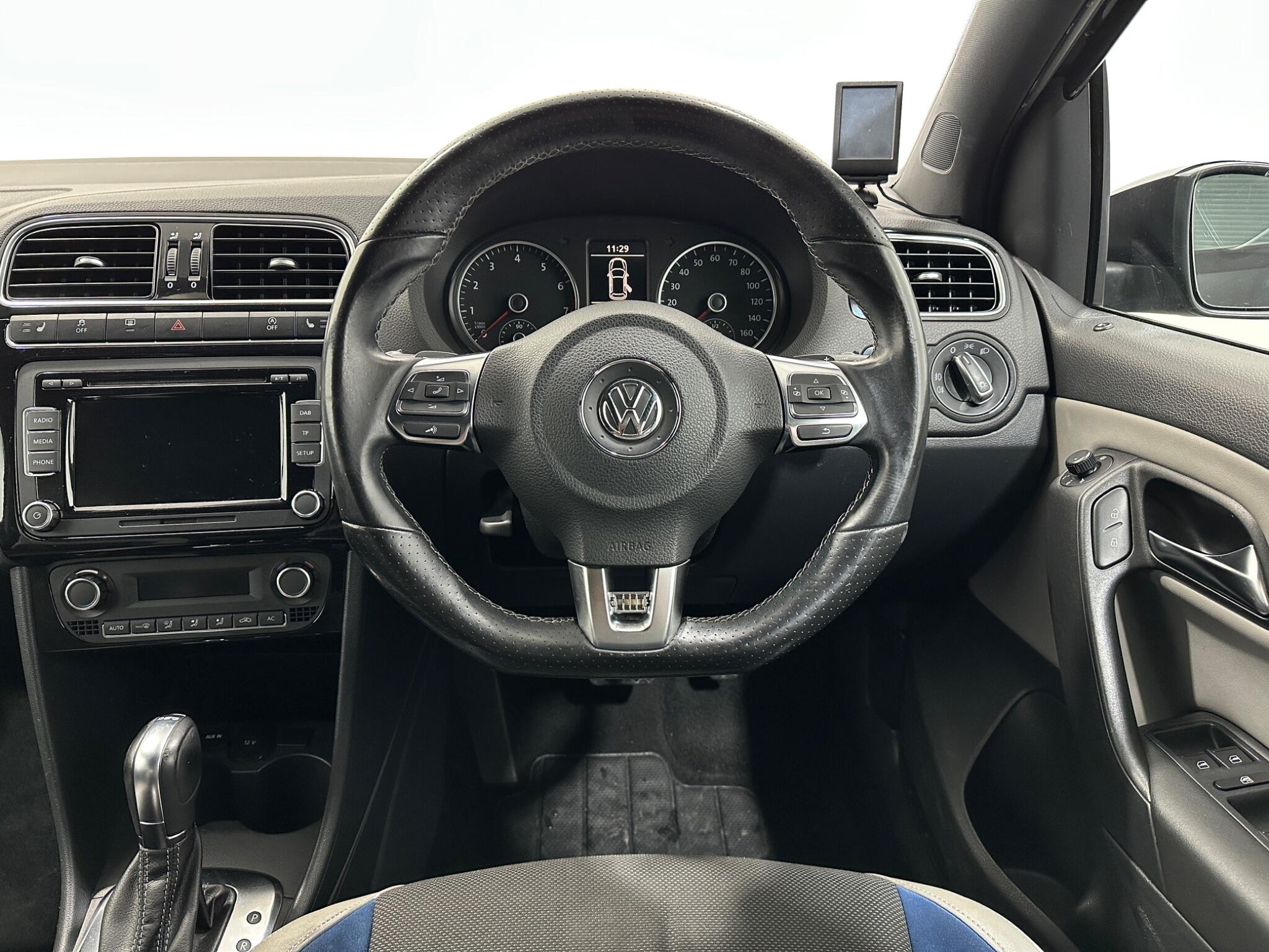 Volkswagen Polo view 13