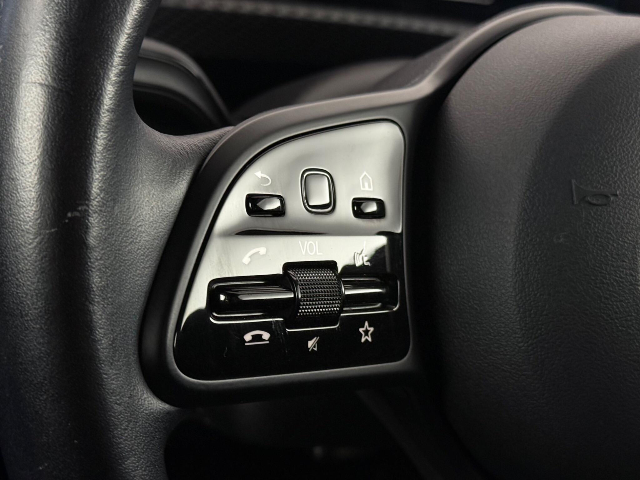 Mercedes-Benz A-Class view 13