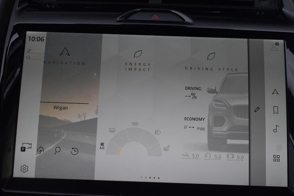 Jaguar E-Pace view 56