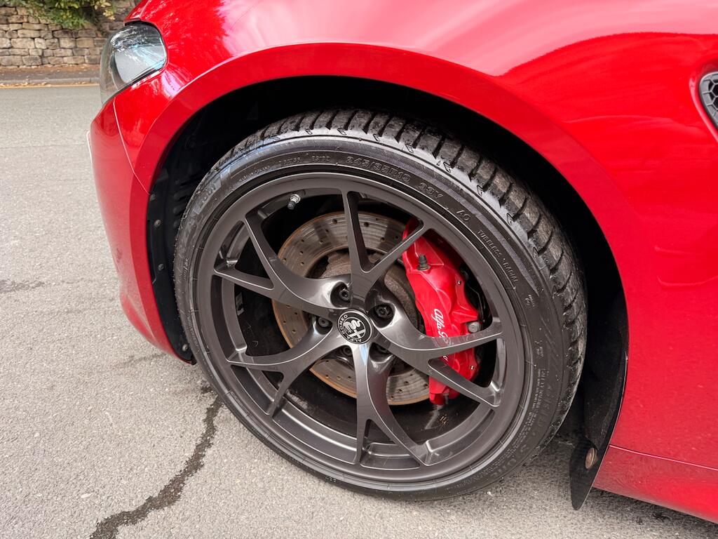 Alfa Romeo Giulia view 18