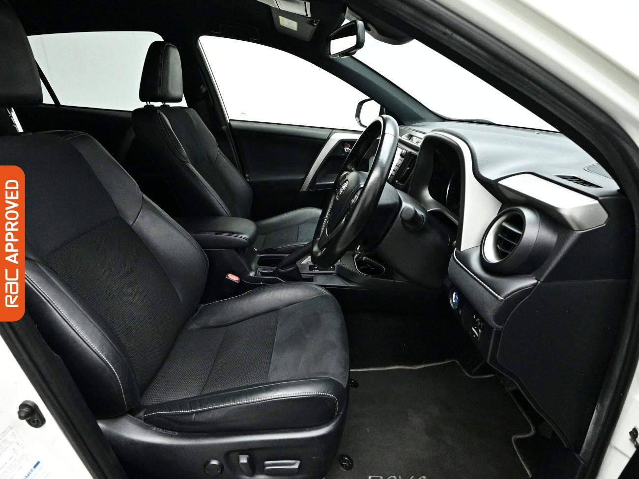 Toyota Rav4 view 12