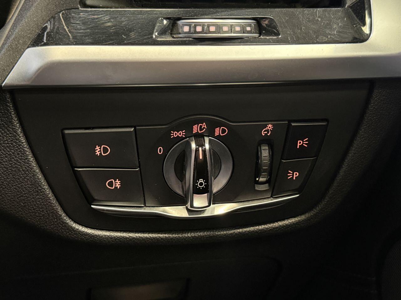 BMW X4 view 44