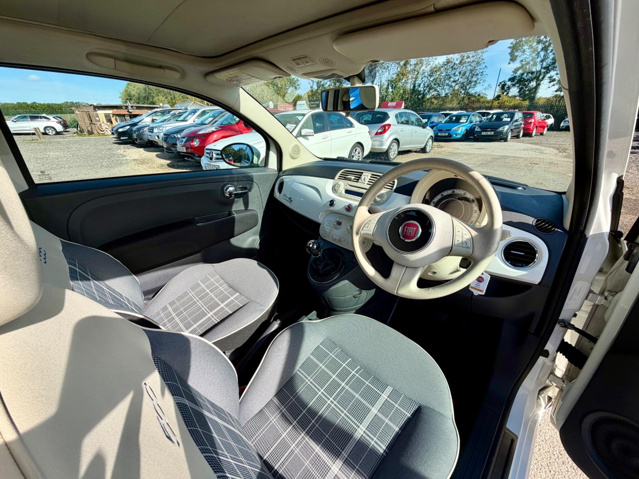 Fiat 500c view 23
